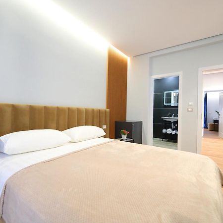 Bed and Breakfast Ulcas Guest Huse à Vlorë Chambre photo