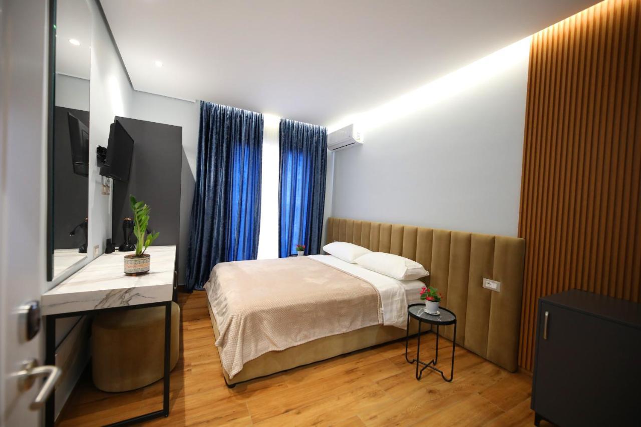 Bed and Breakfast Ulcas Guest Huse à Vlorë Extérieur photo